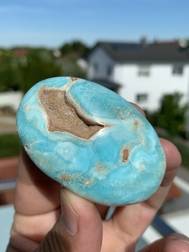 Blue aragonite palm stone - blue,