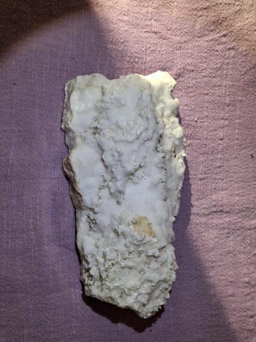 Weiße mineralstufe aus - mineralstufe,