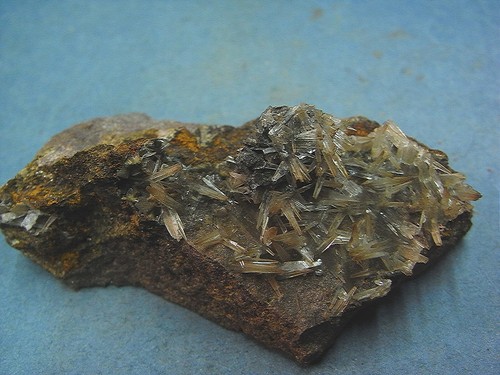 Aragonit nadeln 5x3x3 cm - nadeln, 7,5x3x3,5